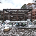 フサオマキザル舎　（真冬、雪景色の愛媛県立とべ動物園　撮影2022年12月23日）